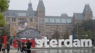 Visiting the Museumplein | Amsterdam Travel