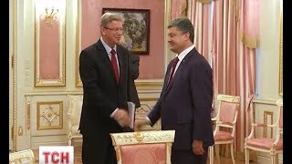 Петро Порошенко і Штефан Фюле обговорили підписання економічної частини угоди між Україною і ЄС