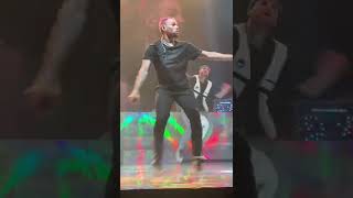 THE CHOREOGRAPHY IS STILL ON POINT | Chris Brown - Wall to Wall (Indigoat Tour)