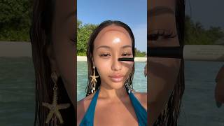 Playing mermaid in the ocean π§πΌββοΈπ«§ #makeup