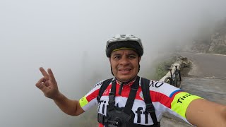 CALLAHUANCA, DESCENSO EN BICICLETA EN MEDIO DE LA NEBLINA, NO se ve nada