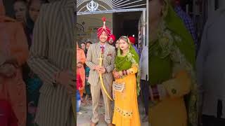 🥰😍 ਦੁੱਧ ਤੇ ਮਲਾਈ ਵਰਗੀ 😍🥰 / Sajjan adeeb New Song / Yellow Green /Punjabi Couple What's App Status