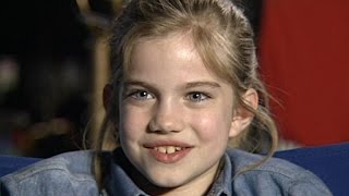 25 Years Later: ‘Veep’ Star Anna Chlumsky Still Practices Exercises Learned on ‘My Girl’