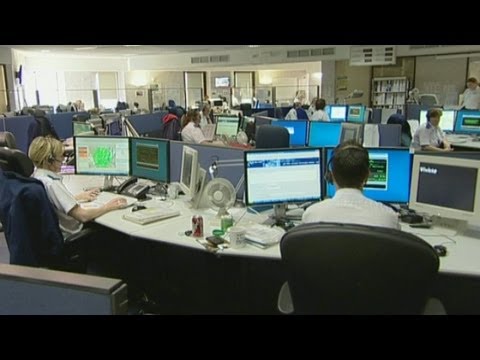 Police release ridiculous 999 calls Police release ridiculous 999 calls