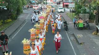 Tradisi Mepeed di Bali