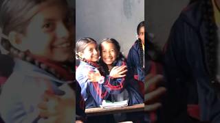 School kids teach me how to dance in Nepal 🇳🇵