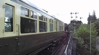 Elestoke manor pulls out of bridgnorth station on the SVR