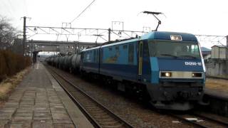 日本オイルターミナル・貨物列車 EH200-10 electric locomotive