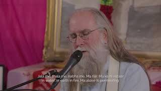 A Bhajan for Anandamayi Ma -- Om Ma Sri Ma | Acharya Mangalananda & Friends
