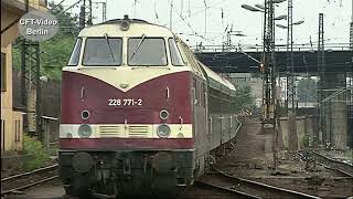 Hauptbahnhof Dresden in den frühen neunziger Jahren