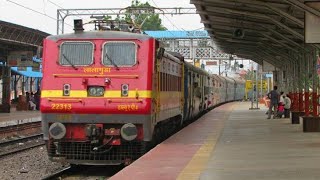 ||🔴Visakha express crossing Kacheguda video ||(17015-17016) ||(stable)||#indianrailways||(SC-BBS)||