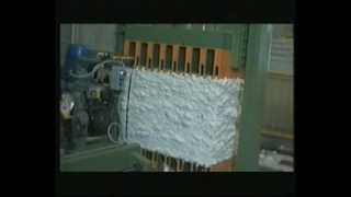 Automatic Strapping of a pressed Bale.wmv