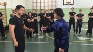 Don't Let Your Opponent Breathe - Why Wing Chun Doesn't Waste Time