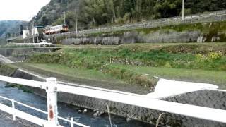 おさんぽなんよ伊予大平駅発車