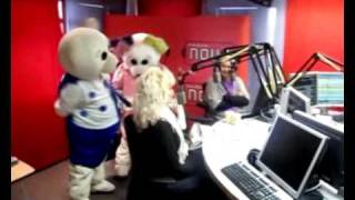 Ti-Ti Nalle ja Riitta Aamun Radiossa