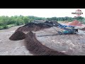 stockpiling mulch with the powerscreen ct75r