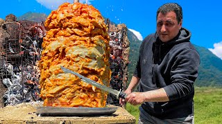 El Chef Tavakkul Cocina un Famoso Shawarma Turco de Pollo (pero mejor)