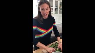 Jennifer Garner's Pretend Cooking Show - Episode 10: Salad