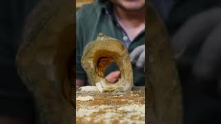 Handopot 3: How to make a shrinkpot: carving out the waste #woodworking #shorts