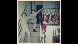 32 Wonderful Vintage Photos Showing the Happiness of Kids on Christmas Morning