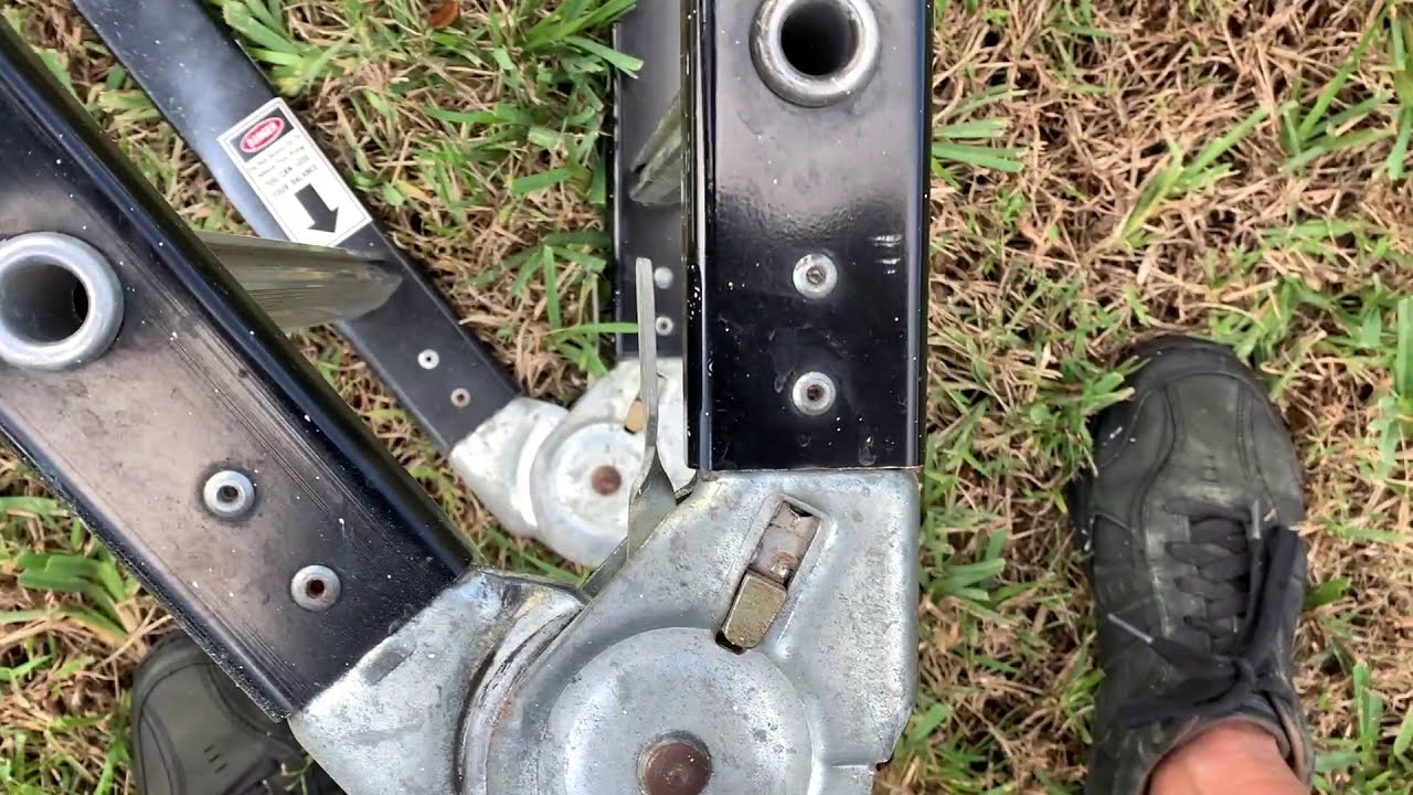 How To Fold Up A Versaladder Youtube