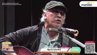 IWAN FALS - SORE TUGU PANCORAN & BUKU INI AKU PINJAM MEDLEY KONSER DIRUMAH AJA BERSAMA MANDIRI