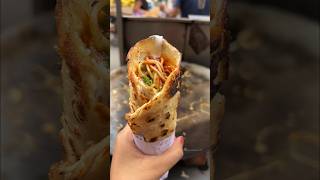 Sirf 50 Rs ki Double Egg Roll with Chowmein 😍❤️🍳| Indian Street Food | @theepicuregirllll_ 🔔❤️