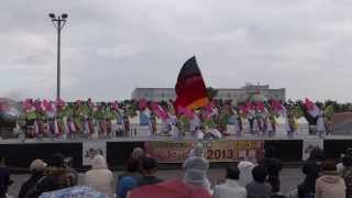 2013草加ふささら祭り、踊るんよさこい。所沢風炎祇神伝～雅～さん、 左岸広場ステージ演舞。