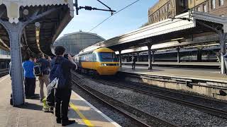 43002 'Sir Kenneth Grange' \u0026 43198 departing Paddington with the Flying Banana charter 01/06/19