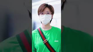 清爽校草🌿万茜北京▶上海🛬第08/12🤳机场随拍 𝐑𝐞𝐠𝐢𝐧𝐚 𝐖𝐚𝐧 𝐐𝐢𝐚𝐧 2023-07-17