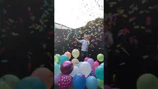 Balloon 🎈 trampoline and confetti