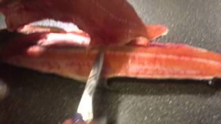 How to split a salmon