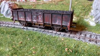 Model railway wagons aging and loading (coal)