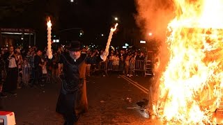 Nikolsburg of Borough Park Lag B'omer Bonfire - 2016