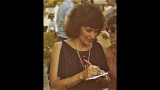 Elvis` Birthplace with Kathy Westmoreland, Charlie Hodge and Billy Smith in Tupelo 17 aug. 1979