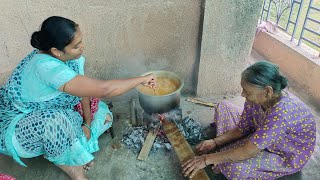 चुलीवर केली चिकनची भाजी आणि भाकरी | शोध वृध्दाश्रम | Marathi Vlog