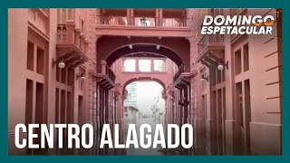 Reportagem percorre centro de Porto Alegre (RS) e mostra efeito das enchentes nos pontos turísticos