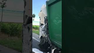 Hoang Reaction: Garbage truck