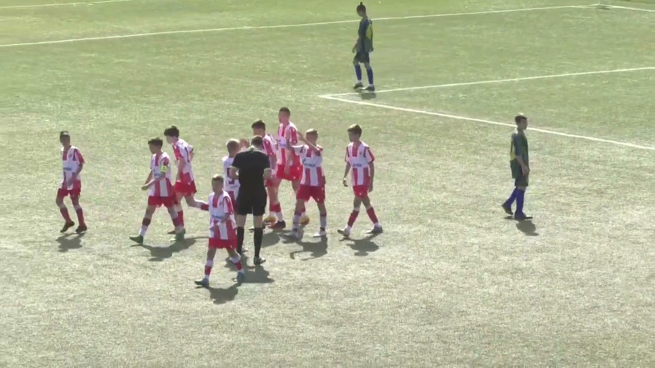 Liga Mladjih Pionira BG Grupa B: Crvena Zvezda U13-Zemun U14 11-0 - YouTube