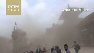 Tourist captures terrifying moment the earthquake hit Bhaktapur