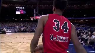 Alfonzo McKinnie Goes Between the Legs at NBA D-League Dunk Contest