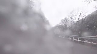 ［危険］バイクで雪の中を走るのはやめましょう。