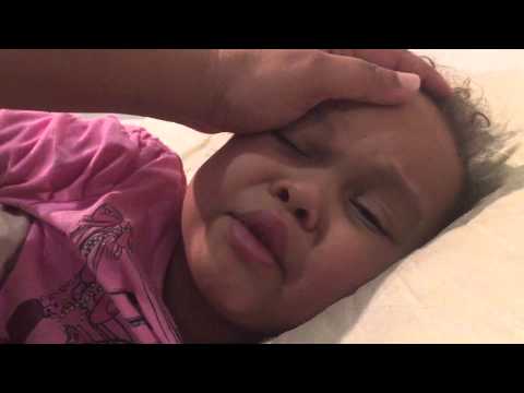 (Onion in Sock) How To Break a High Fever with Natural Remedies (Onion in Sock) How To Break a High Fever with Natural Remedies