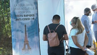 Pass sanitaire: tests antigéniques à l'entrée de la Tour Eiffel | AFP Images