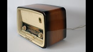 Vintage - Röhrenradio LOEWE-OPTA Bella Luxus von 1957