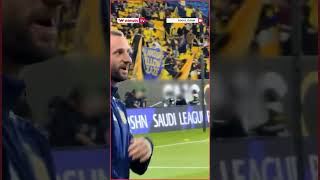 شاهد ردة فعل رونالدو بعد ما رأى شبيهه في المدارج💛