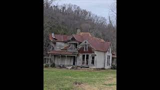 Can she be saved? #ytshorts #abandoned #tennessee