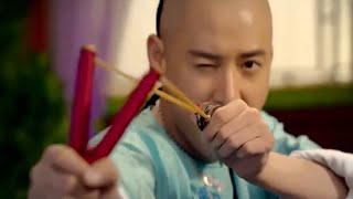 不起眼的傻小子1個彈弓秒殺全場，殺得敵人片甲不留！🔥Chinese Dramas | 陳小春