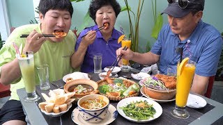 (Vietnam Nha Trang) 베트남 하면 쌀국수~ 쌀국수와 현지 레스토랑 (Rice Noodles)먹방!! - Mukbang eating show