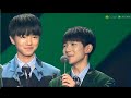 【tfboys 王俊凯】qq音乐巅峰盛典 tfboys 最受欢迎华语组合 領獎【karry wang】